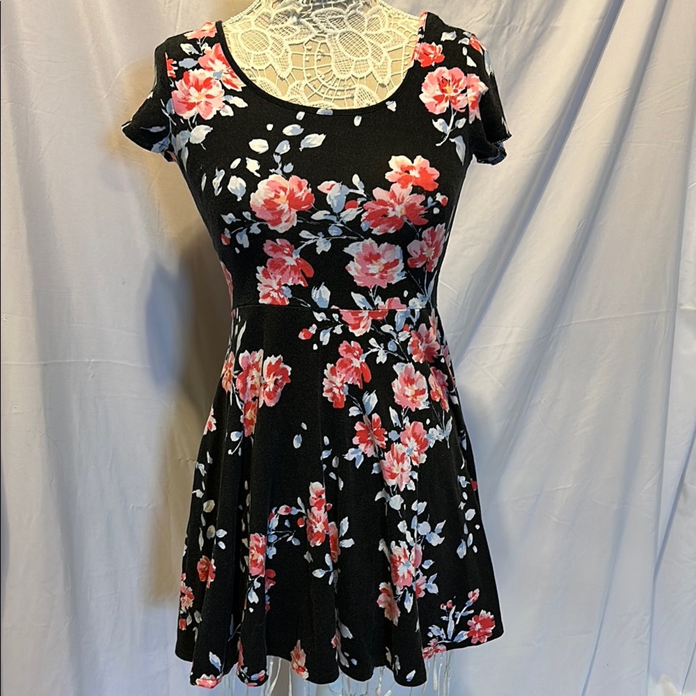 Aeropostale Pink Floral Mini Dress (size medium)